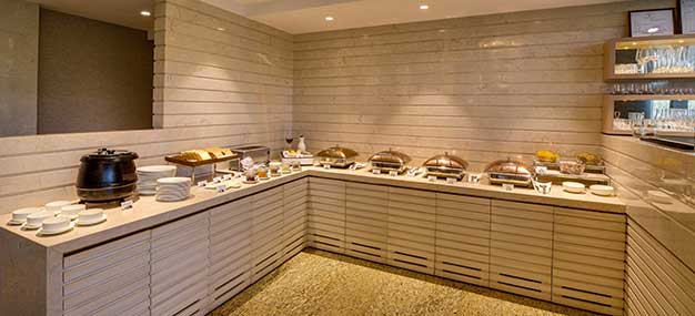 mumbai airport lounge terminal 2